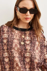 Olalook Women's Snake Brown Basic Soft Textured Loose Sweatshirt - Image 5
