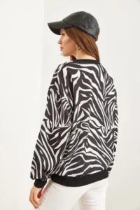 Olalook Women's Zebra Basic Soft Textured Loose Sweatshirt - Image 7