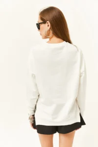 Olalook Women's Ecru Thick Sweatshirt with Side Zipper Detail and Fleece Inside - Image 5