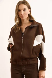 Olalook Women's Bitter Brown Zippered Rose Gold Oversize Blocked Sweatshirt - Image 4