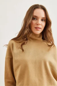 Olalook Women's Beige Stand-Up Collar Bat Crop Sweatshirt - Image 6