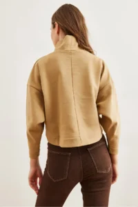 Olalook Women's Beige Stand-Up Collar Bat Crop Sweatshirt - Image 7