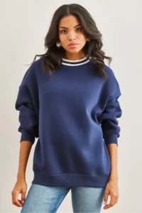 Olalook Women's Navy Blue Collar Detailed Thick Sweatshirt - Image 3