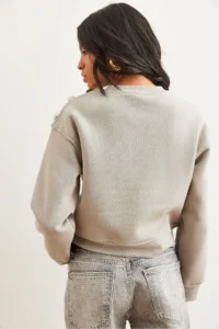 Olalook Women's Dolphin Gray Shoulder Button Detailed Rose Crop Thick Sweatshirt - Image 7