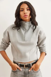 Olalook Women's Yunus Gray Stand-Up Collar Zippered Rose Crop Thick Sweatshirt - Image 2