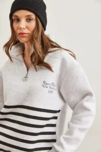 Olalook Women's Gray Zippered Striped Ribbed Sweatshirt - Image 5