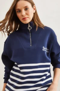 Olalook Women's Navy Blue Zippered Striped Ribbed Sweatshirt - Image 5