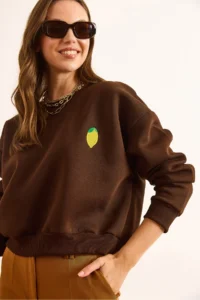 Olalook Women's Brown Lemon Embroidered Fleece Crop Thick Sweatshirt - Image 6