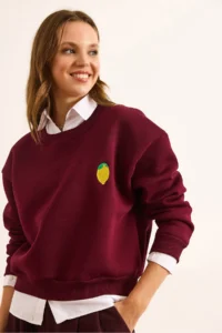 Olalook Women's Claret Red Lemon Embroidered Fleece Crop Thick Sweatshirt - Image 5