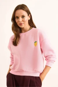 Olalook Women's Candy Pink Lemon Embroidered Fleece Crop Thick Sweatshirt - Image 2