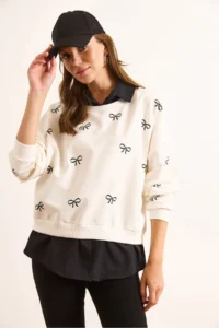 Olalook Women's White Black Bow Printed Collar Skirt Shirt Detailed Oversize Sweatshirt - Image 2