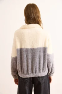 Olalook Women's Gray White Zippered Color Block Plush Sweatshirt - Image 7