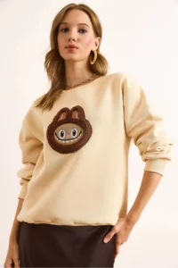 Olalook Women's Beige Appliqued Basic Sweatshirt - Image 5