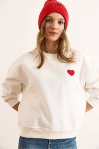 Olalook Women's White Collar Detailed Heart Embroidered Rose Gold Sweatshirt