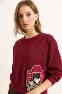 Olalook Women's Claret Red Applique Detailed Thick Crop Sweatshirt - Image 5
