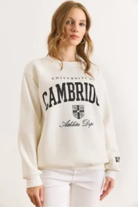 Olalook Women's White Cambridge Printed Thick Sweatshirt