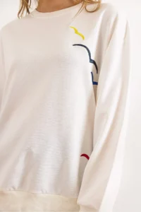 Olalook Women's White Seagull Palm Embroidered Thick Sweatshirt - Image 4