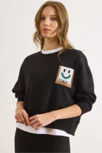 Olalook Women's Black Patch Smiling Face Detailed Bat Sweatshirt
