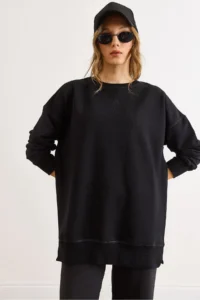 Olalook Women's Black Crew Neck Thick Sweatshirt