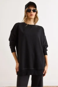 Olalook Women's Black Crew Neck Thick Sweatshirt - Image 4