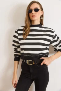 Olalook Women's Black and White Striped Crop Sweatshirt - Image 4
