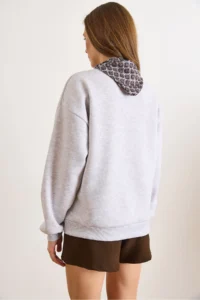 Olalook Women's Gray Gazelle Embroidered Scarf Detailed Raised Sweatshirt - Image 3