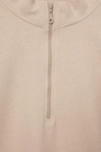 Trendyol Curve Beige Thessaloniki/Knitwear look Zippered Collar Regular/Normal Pattern Knitting Sweatshirt - Image 5
