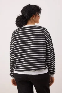 Trendyol Curve Black-WHITE Striped Regular Fit Crew Neck Plus Size Sweatshirt - Image 4