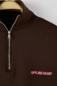 Trendyol Curve Brown Slogan Embroidered Zippered Collar Plus Size Sweatshirt - Image 7