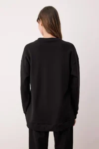 Trendyol Modest Black Stone Fiyonk Detailed 3 Yarn Ekstra Wide Oversized Knitting Sweatshirt - Image 4