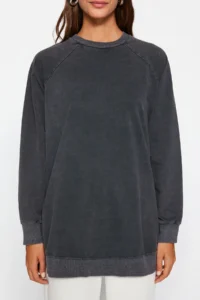 Trendyol Modest Anthracite Washable Side Slit Detailed Oversized Knitting Sweatshirt - Image 4