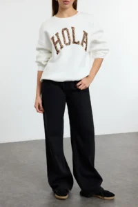 TRENDYOLMİLLA Ecru animals Leopard Slogan Printed Sweatshirt - Image 2