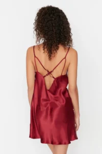 TRENDYOLMİLLA Burgundy Off-Shoulder Neck Back Detailed Rope Sleeveless Satin Weaving Nightgown - Image 6