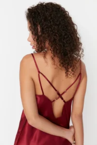 TRENDYOLMİLLA Burgundy Off-Shoulder Neck Back Detailed Rope Sleeveless Satin Weaving Nightgown - Image 7