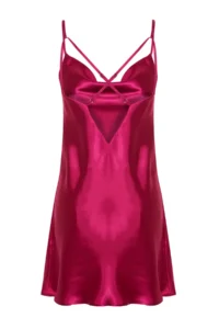 TRENDYOLMİLLA Fuchsia Off-Shoulder Neck Back Detailed Satin Weaving Nightgown - Image 9