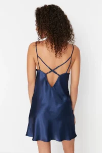 TRENDYOLMİLLA NAVY BLUE Off-Shoulder Neck Back Detailed Rope Sleeveless Satin Weaving Nightgown - Image 4