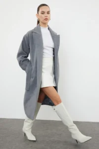 TRENDYOLMİLLA Gray  Hair Clip Detailed Belted Regular Overcoat - Image 4