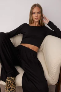 TRENDYOLMİLLA Black Viscose Knitting Pajama Set - Image 2