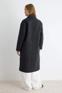 TRENDYOLMİLLA Anthracite Oversized Wide Cut LONG Woolly Bowl Overcoat - Image 4