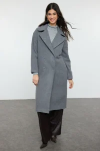TRENDYOLMİLLA Gray Oversized Wide Cut LONG Woolly Bowl Overcoat - Image 4