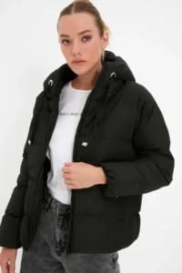 TRENDYOLMİLLA Black Hooded Rugular Pattern Water Repellent Puffer Jacket Coat - Image 10