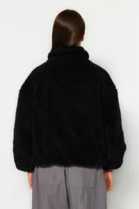 TRENDYOLMİLLA Black Oversized Pattern Zippered Plush Jacket Coat - Image 5