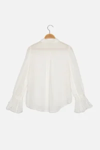 TRENDYOLMİLLA Ecru Spanish Arm Regular Normal Pattern Weaving Shirt - Image 6