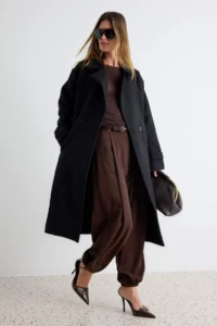 TRENDYOLMİLLA Black Oversized Wide Cut Arched LONG Woolly Bowl Overcoat
