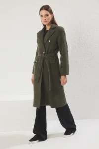 TRENDYOLMİLLA Khaki Fitted Belted Gold buttoned LONG Woolly Bowl Overcoat - Image 2