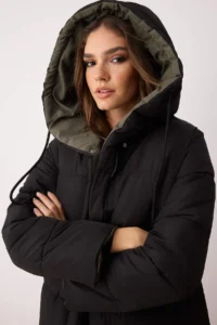 TRENDYOLMİLLA Black-Khaki Double Sided Hooded Water Repellent LONG Puffer Jacket Coat - Image 6