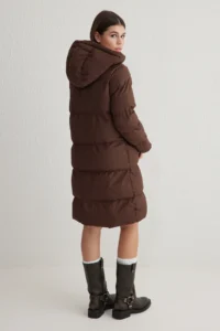 TRENDYOLMİLLA Dark Brown-Ecru Double Sided Regular Pattern Hooded Water Repellent LONG Puffer Jacket Coat - Image 12