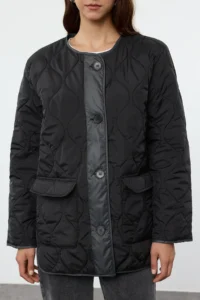 TRENDYOLMİLLA Black Oversized  Coat - Image 7