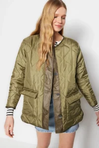 TRENDYOLMİLLA Khaki Color Bloklu Water Repellent Quilted Coat - Image 11