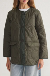 TRENDYOLMİLLA Khaki Color Bloklu Water Repellent Quilted Coat - Image 4